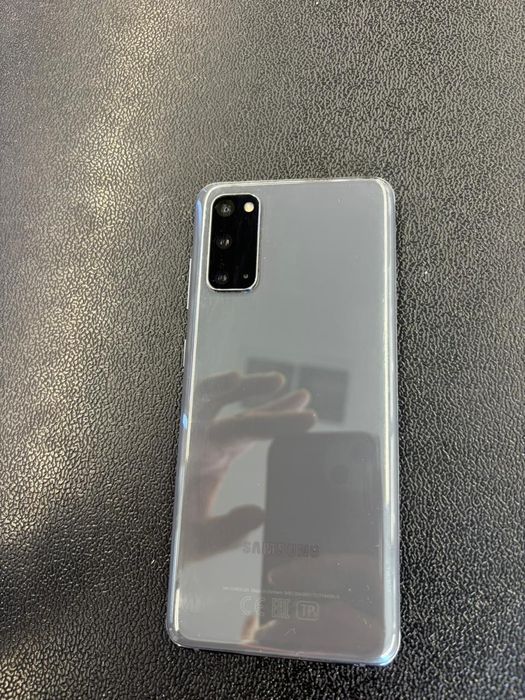 Samsung s20 8/128gb