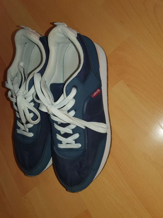 Pantofi sport Levis mar 39