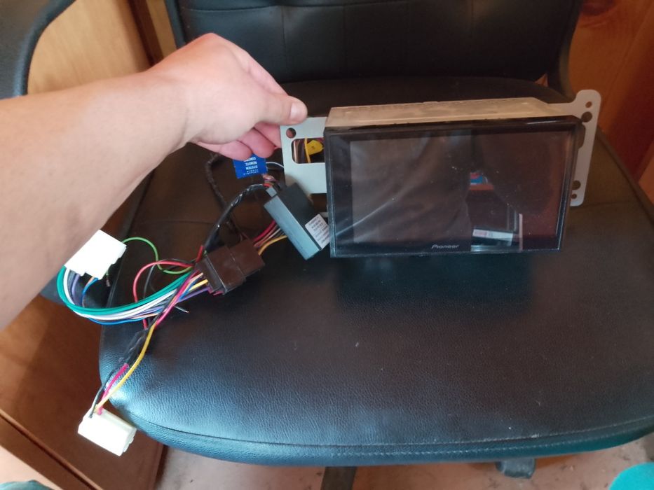 Продавам на части Киа Рио 1.2 2014г