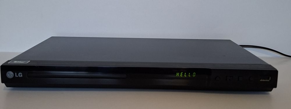 LG CD/DVD Player + port USB