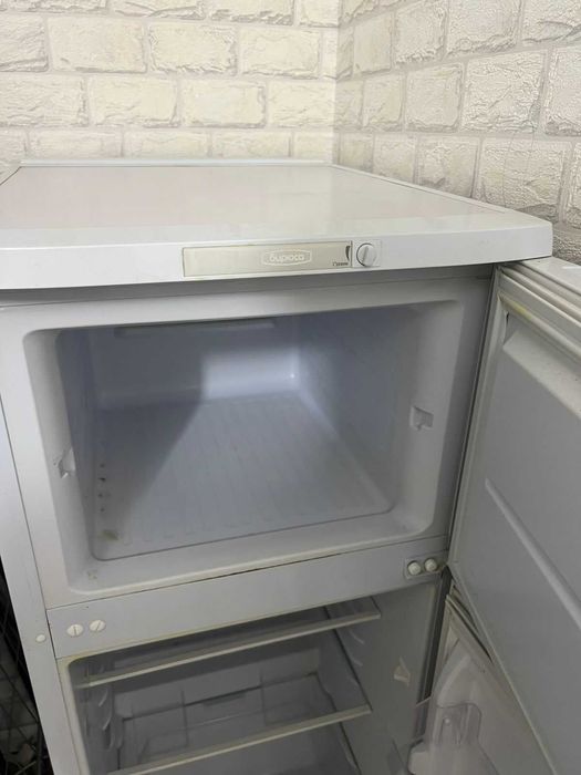 холодильник Бирюса