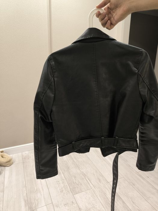 Продается кожаная женская куртка