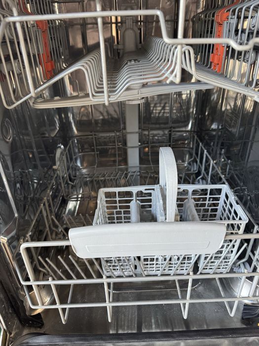 Посудомоечная машина Аристон