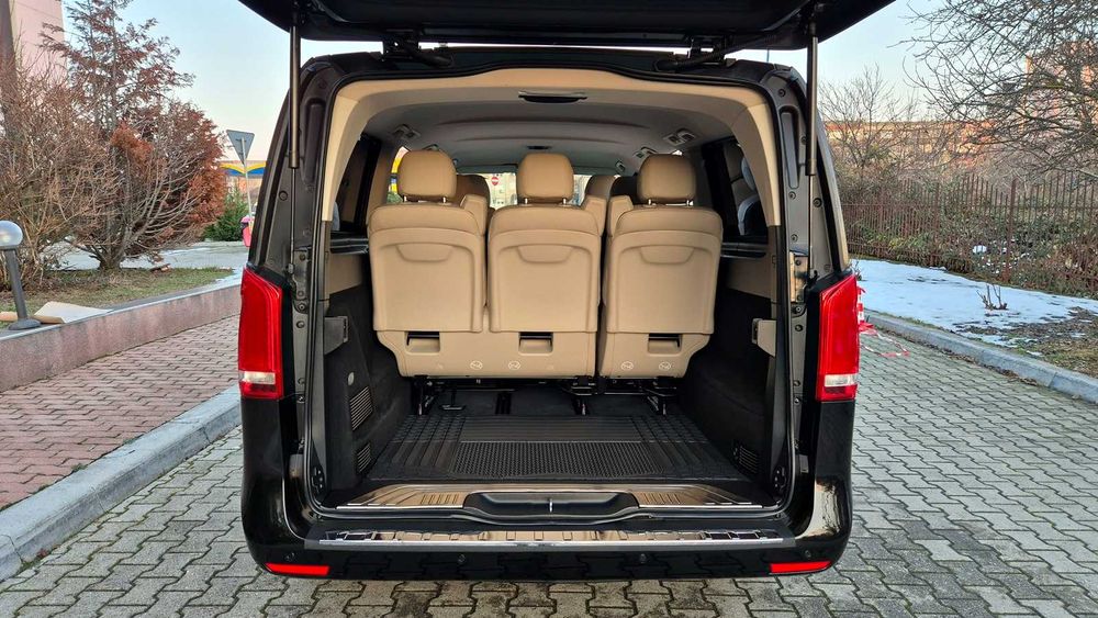 Mercedes Benz V Class 250 BlueTec Model Extra Lung Vito