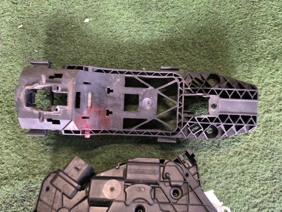 Broasca usa / suport mâner ușa / cablu ușa Seat ibiza 4 6J