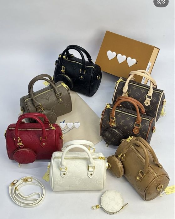 Сумкалар қолда бар жаңа барлығы