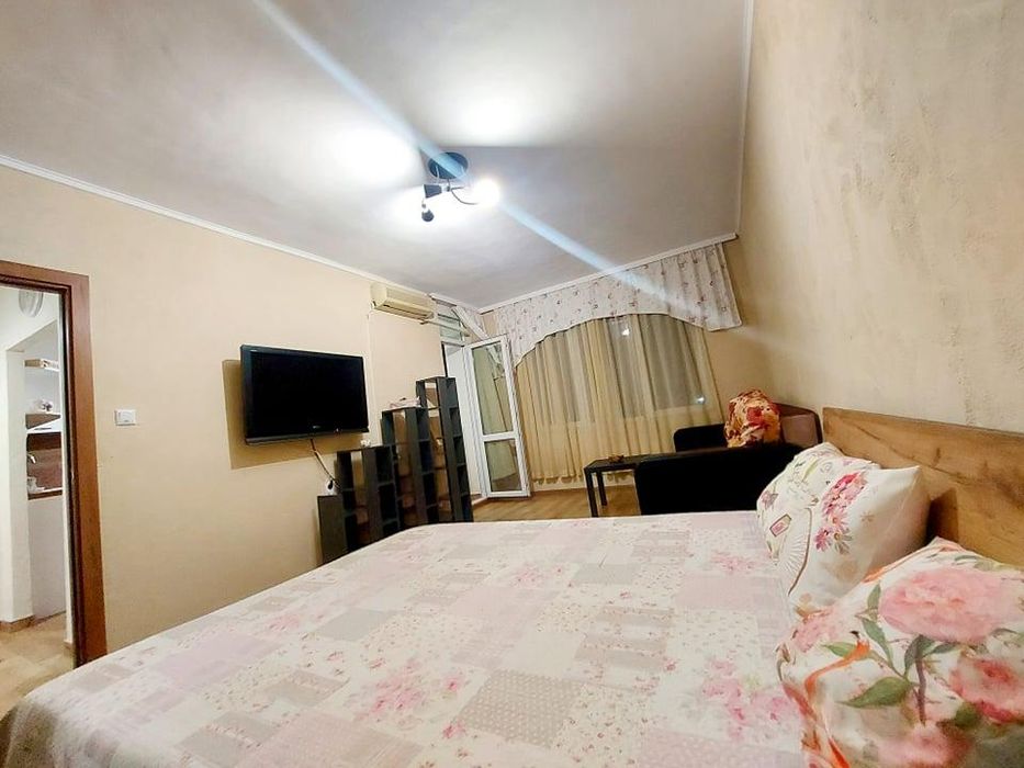 Дава се под наем Двустаен апартамент в Бургас, Възраждане - 59 кв.м за 484.5 € - Снимка #4