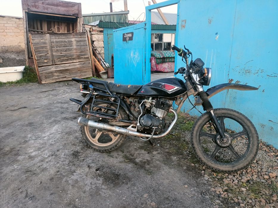 Продам мотоцикл 200 куб