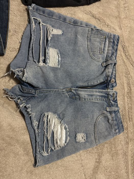 Lot pantaloni scurți blugi Levi’s