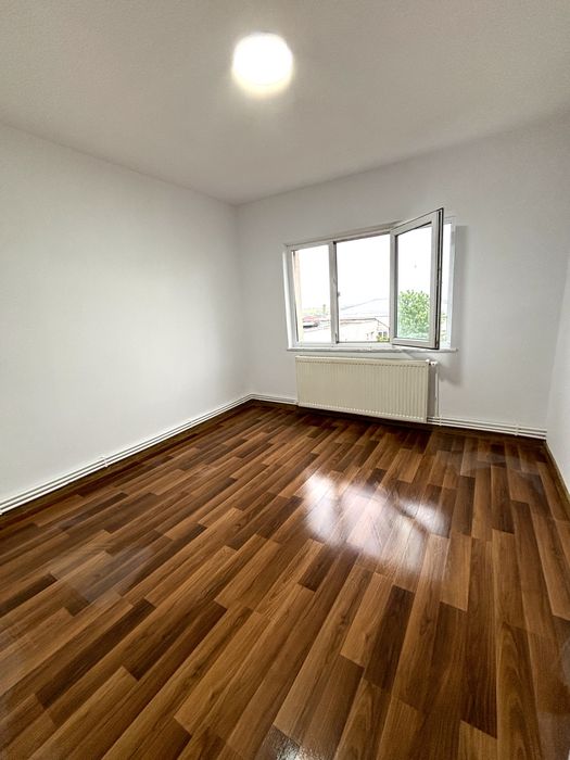 Apartament de vanzare - 2 camere