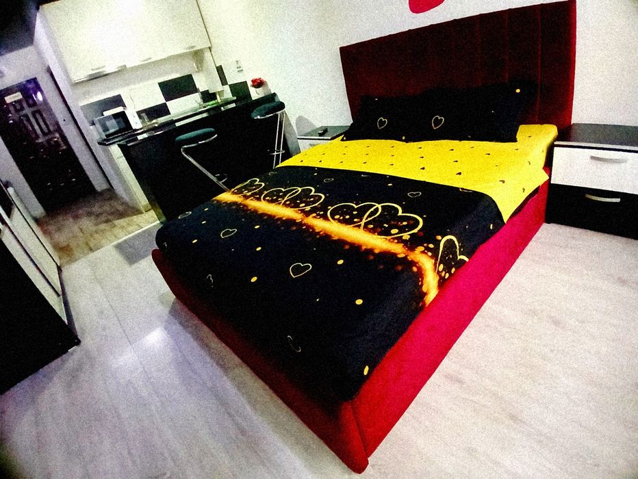 Regim  Hotelier lângă Tribunal