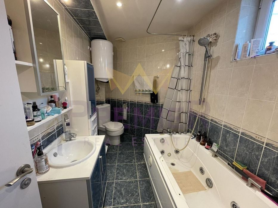 Продава се Двустаен апартамент в Варна, м-т Евксиноград - 70 кв.м за 2486 €/кв.м - Снимка #5