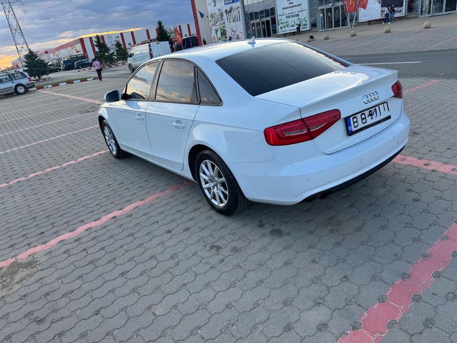 Audi A4 B8  2013