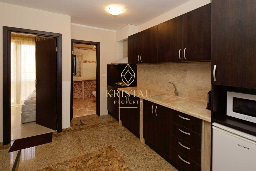 Продава се Тристаен апартамент в к.к. Слънчев бряг - 78 кв.м за 1300 €/кв.м - Снимка #2