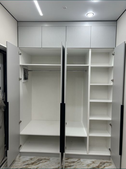 Шкаф на  заказ .