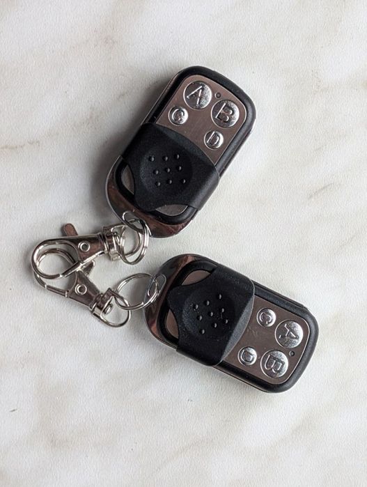 Пульт для шлагбаума паркинга ворот