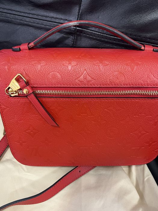 Кожена чанта LV