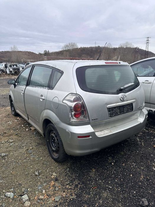 Toyota Corolla Verso 2.0 D-4d 116к.с 2005г На Части