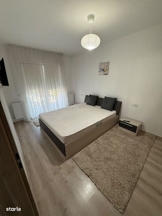 INCHIRIEZ apartament 2 camere ,recent renovat,zona Calea Cisnadiei — fotografia 1