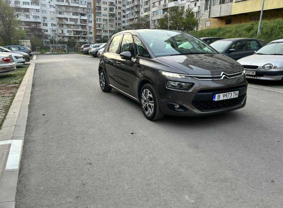 Продавам Ситроен 4 Пикасо