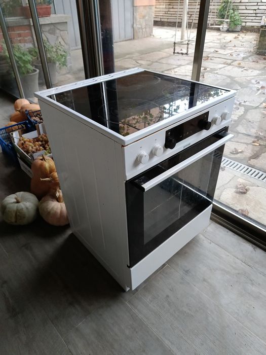 Стъклокерамична готварска кухненска печка горени gorenje