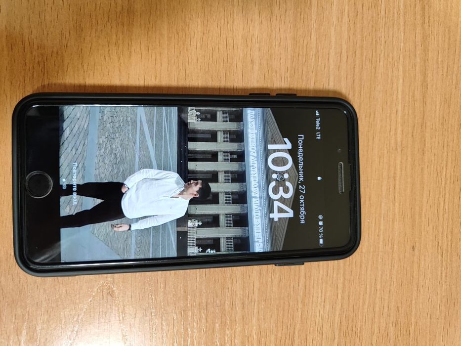 Iphone 8+ 256gb с коробкой