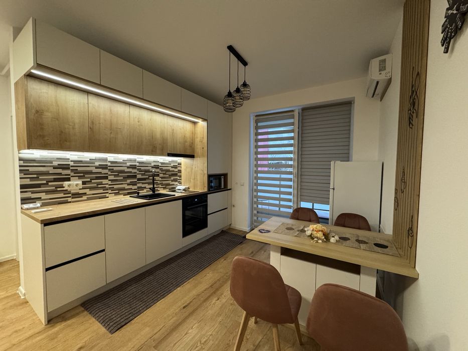 Inchiriez apartament  2 camere  48 mp + parcare ,Unirii cu Alexandri