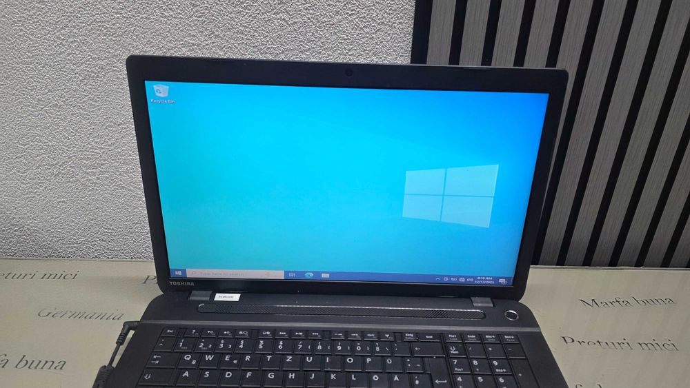 Laptop core i5 - Toshiba Satellite PRO C70 - functional - instalat