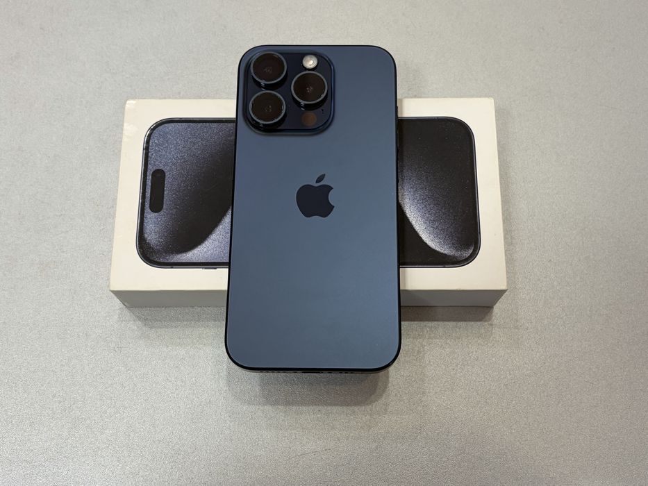 Iphone 15 Pro, 128 gb, Blue Titanium, la cutie