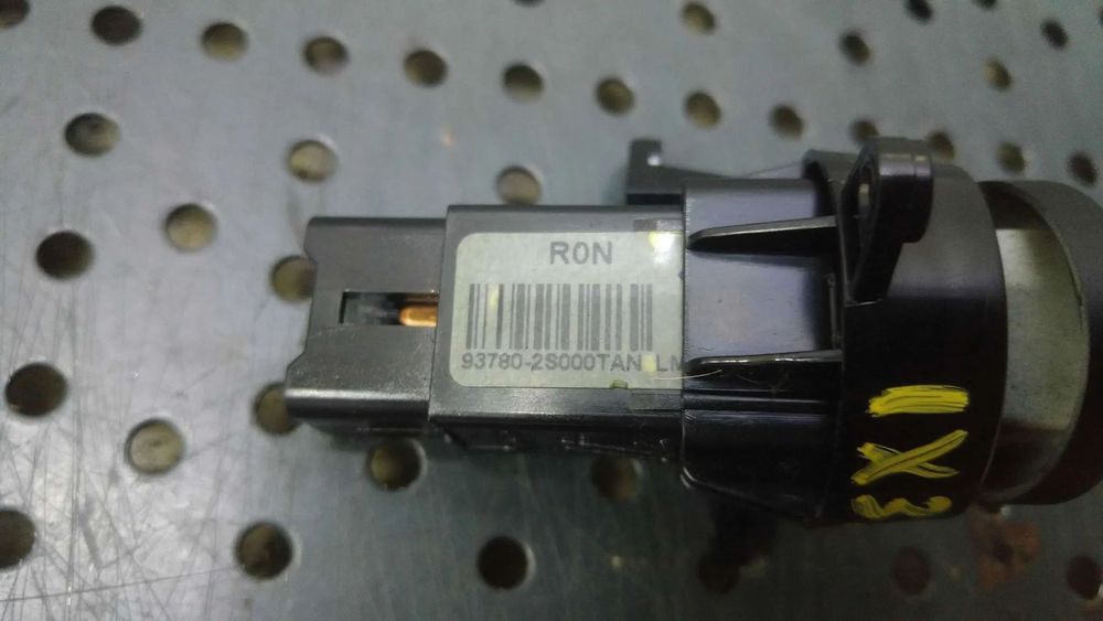 Buton incalzire luneta hyundai ix35 lm el elh 937802s000