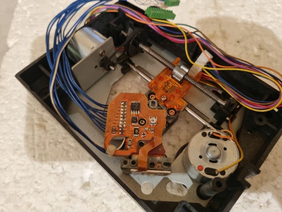 Laser Optic Original JVC. Perfect functional. Impecabil.