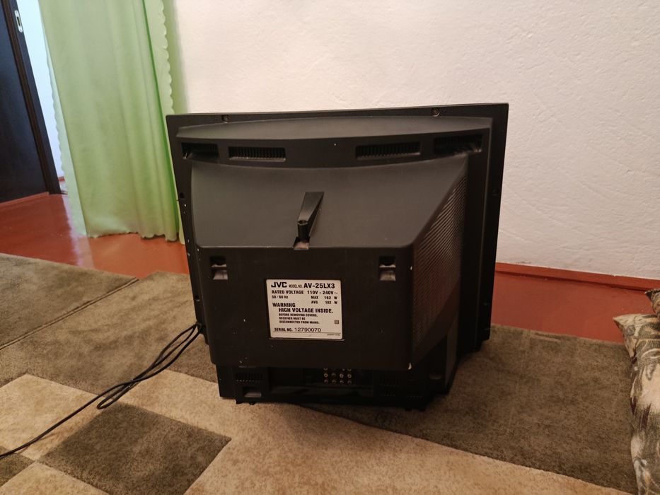 Телевизор JVC робочий