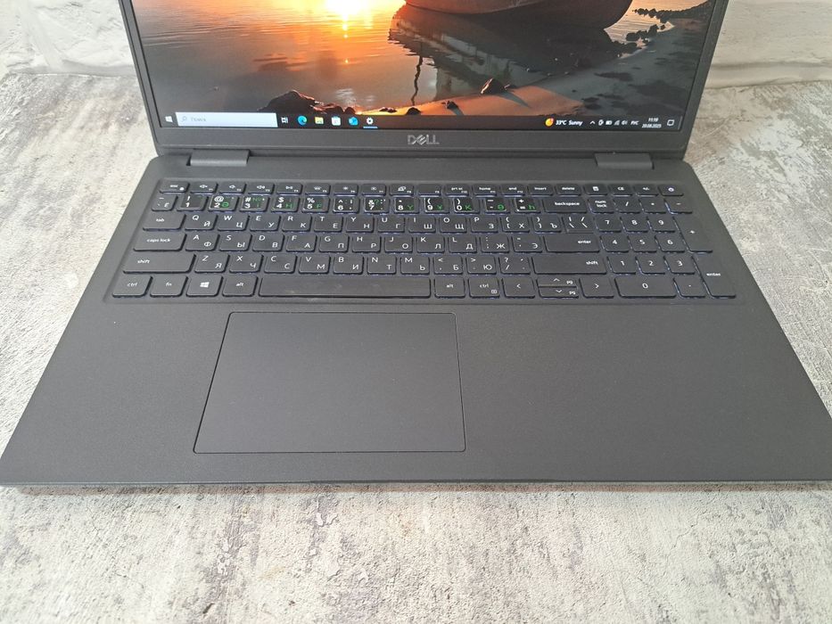 Продам ультрабук DELL LATITUDE 3520 (идеал)