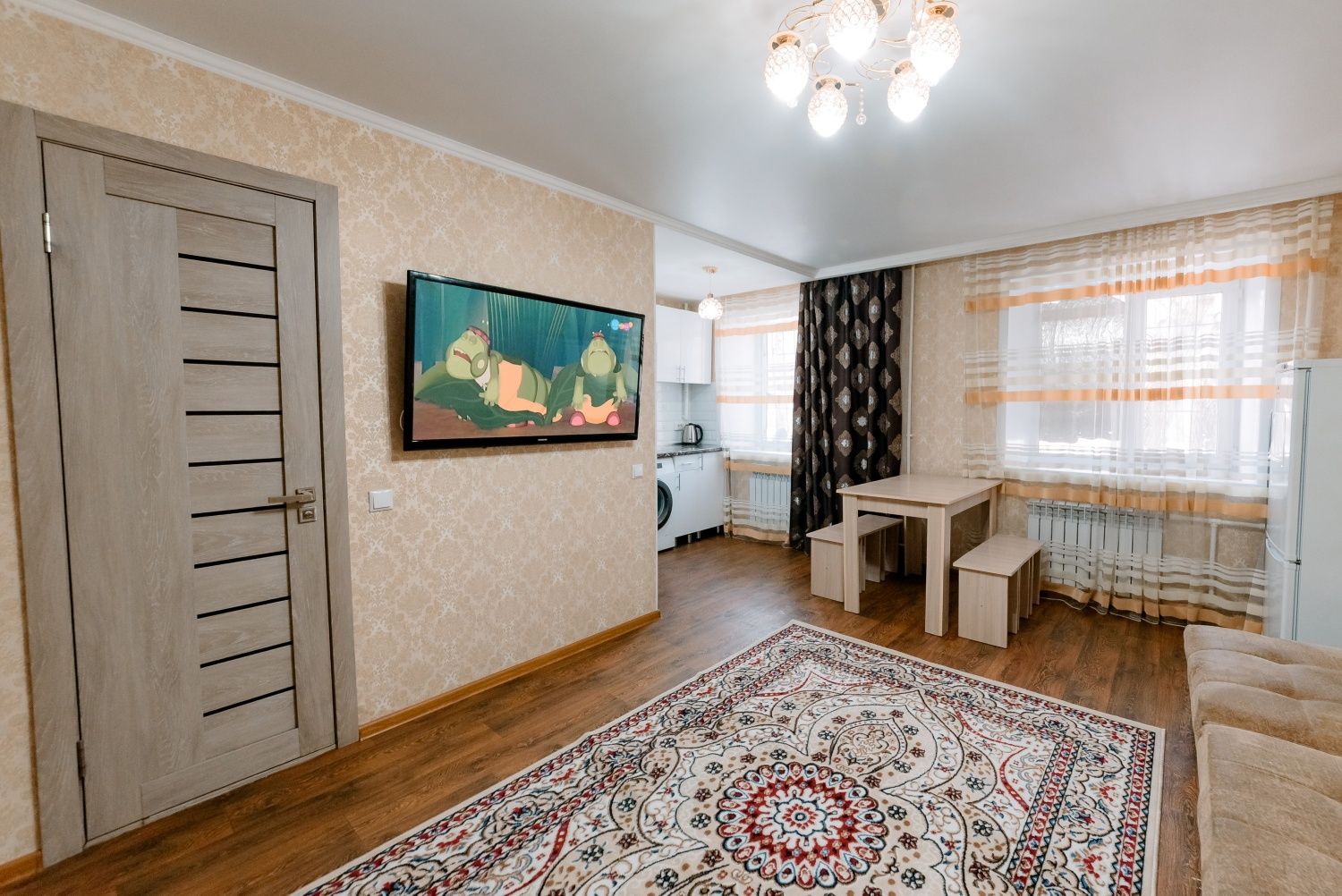 Снять квартиру в караганде. Караганда 3 комнатный квартира. Аренда квартир в Караганде. Караганда снять квартиру. Купить квартиру в Караганде.