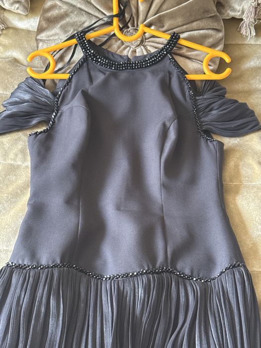 Платье почти новое, доинное