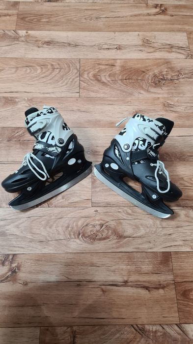Продам детские коньки