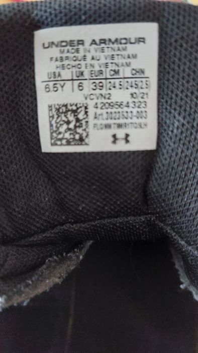 Маратонки Under Armour 39н