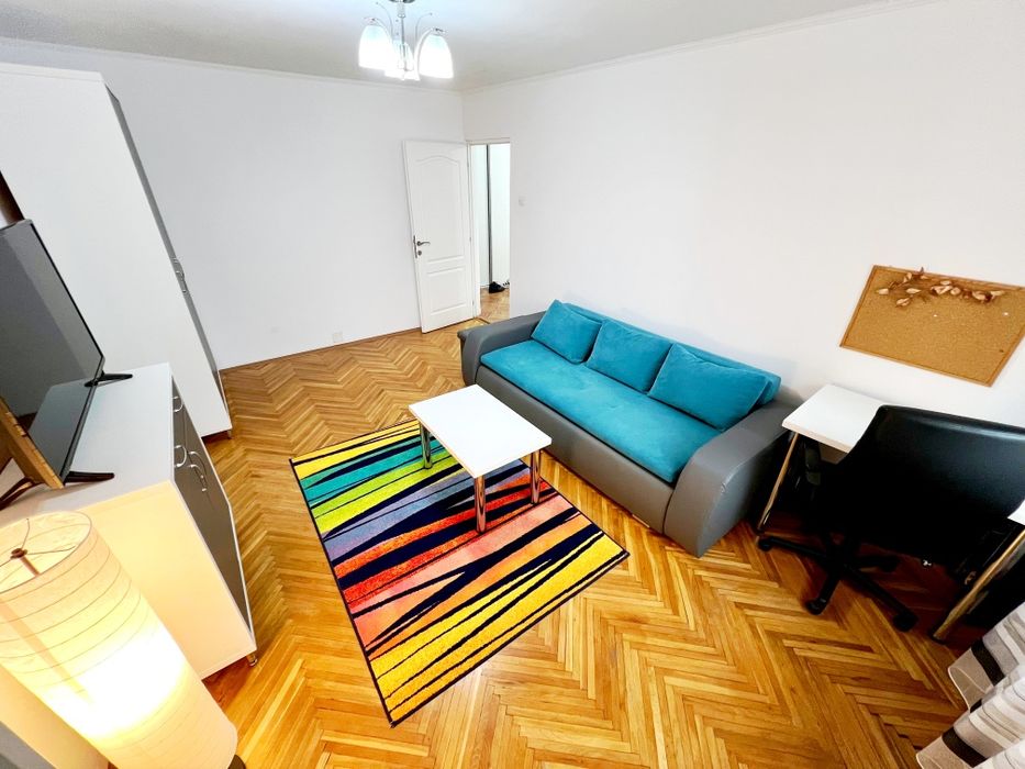 Închiriez apartament 2 camere în Zalău, Brădet, etaj 1, cu loc de parc