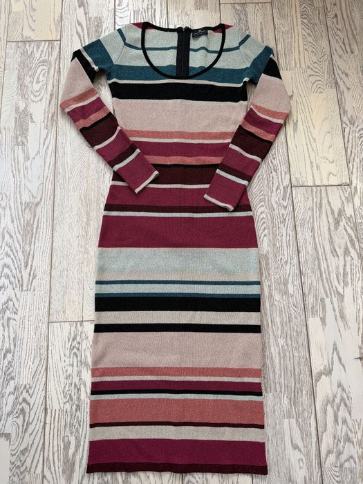 Елегантна вталена рокля  Elisabetta Franchi