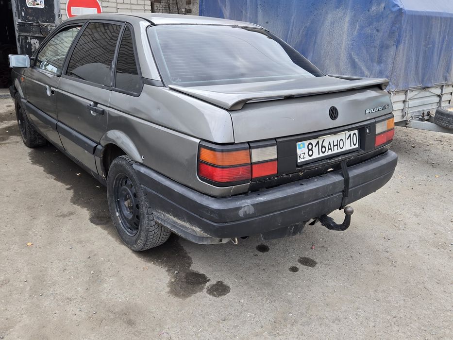 Продам машину пасат б3