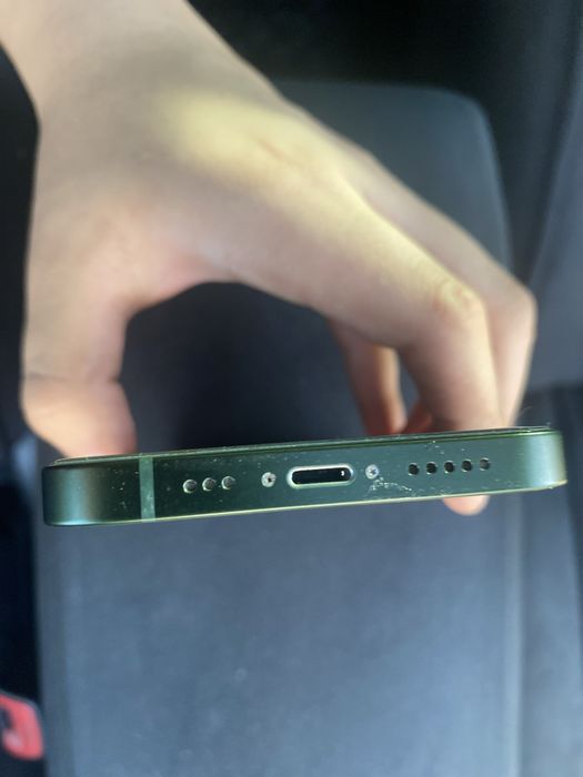 Айфон 13 простой