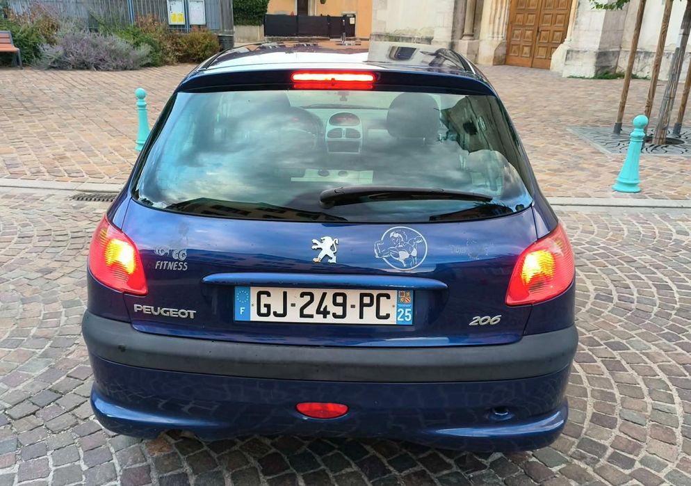 Vand urgrnt azi pegoot 206