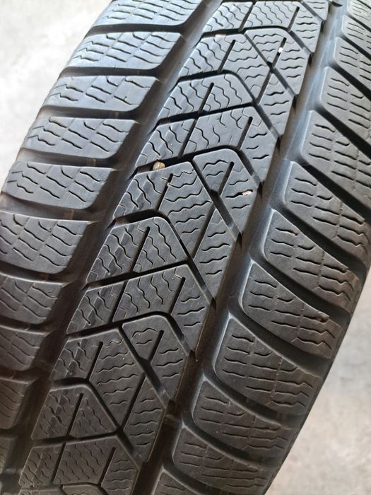 4 anvelope iarnă 205 60 r16 Pirelli