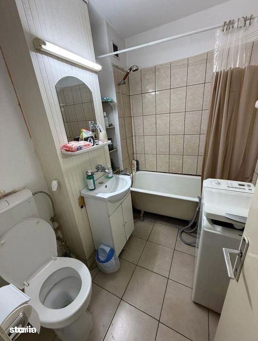 Garsoniera spatioasa in Manastur-zona Big