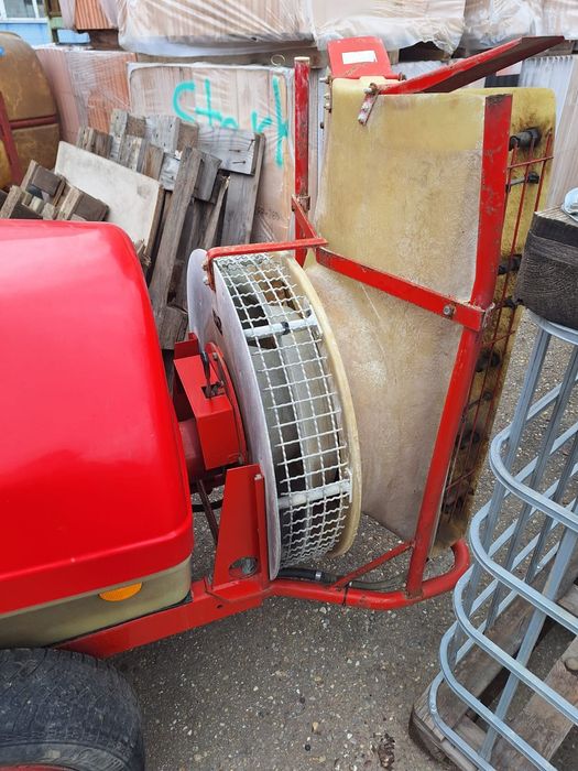 Вентилаторна пръскачка 700