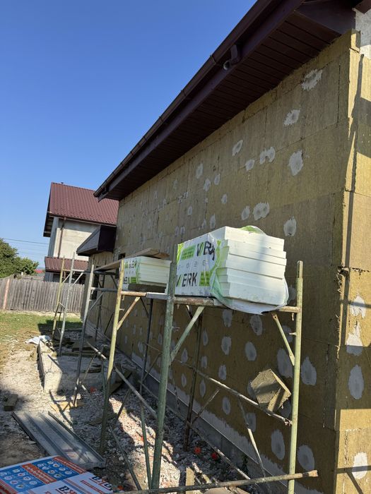 Servicii de termosistem Vata Bazaltica/Polistiren inclusiv decorativa