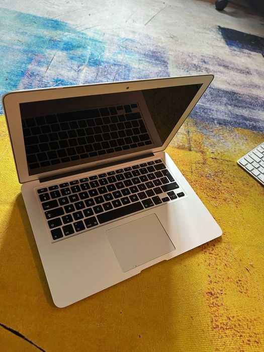 Apple Macbook Air 2017, A 1466