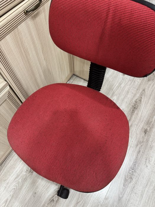 Компьютерный стул