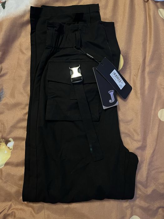 Рокля в черно с дантела