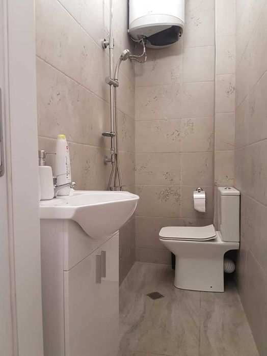 Продава се Едностаен апартамент в Пловдив, Център - 16 кв.м за 3625 €/кв.м - Снимка #3